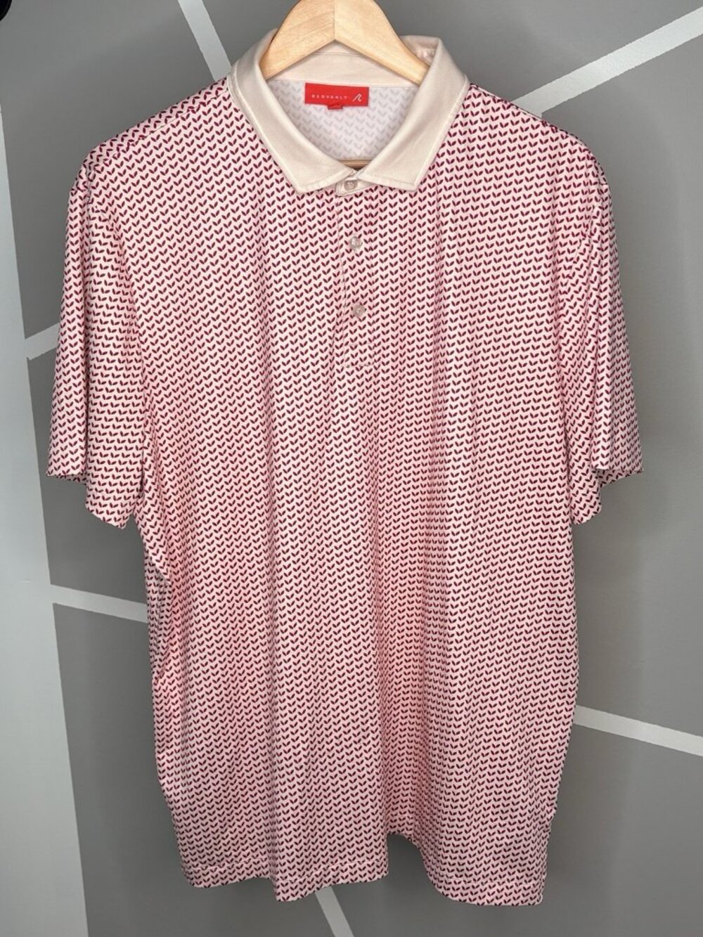Redvanly Golf Polo Men’s XL Red Micro Leaf AOP Stretch Performance Wicking